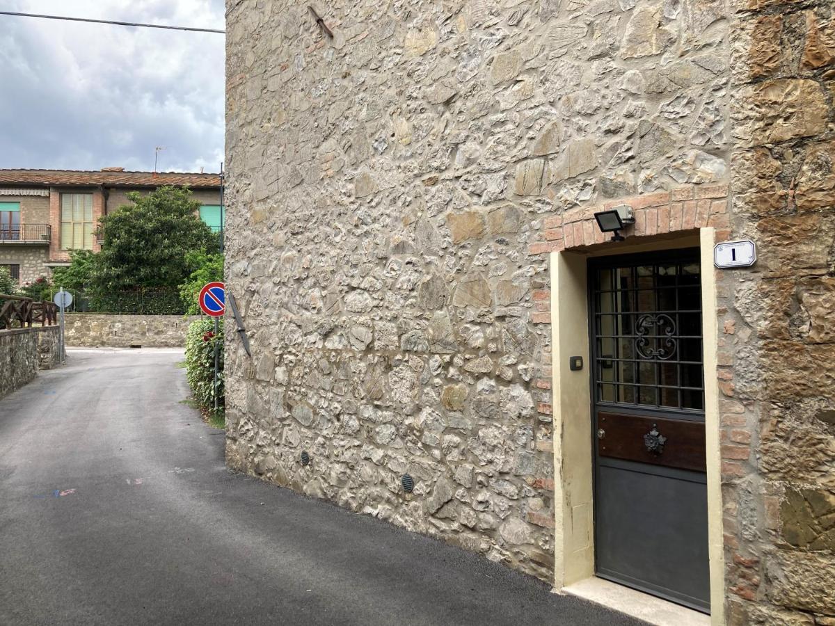 Holiday home Tower Caratteristico In Pietra