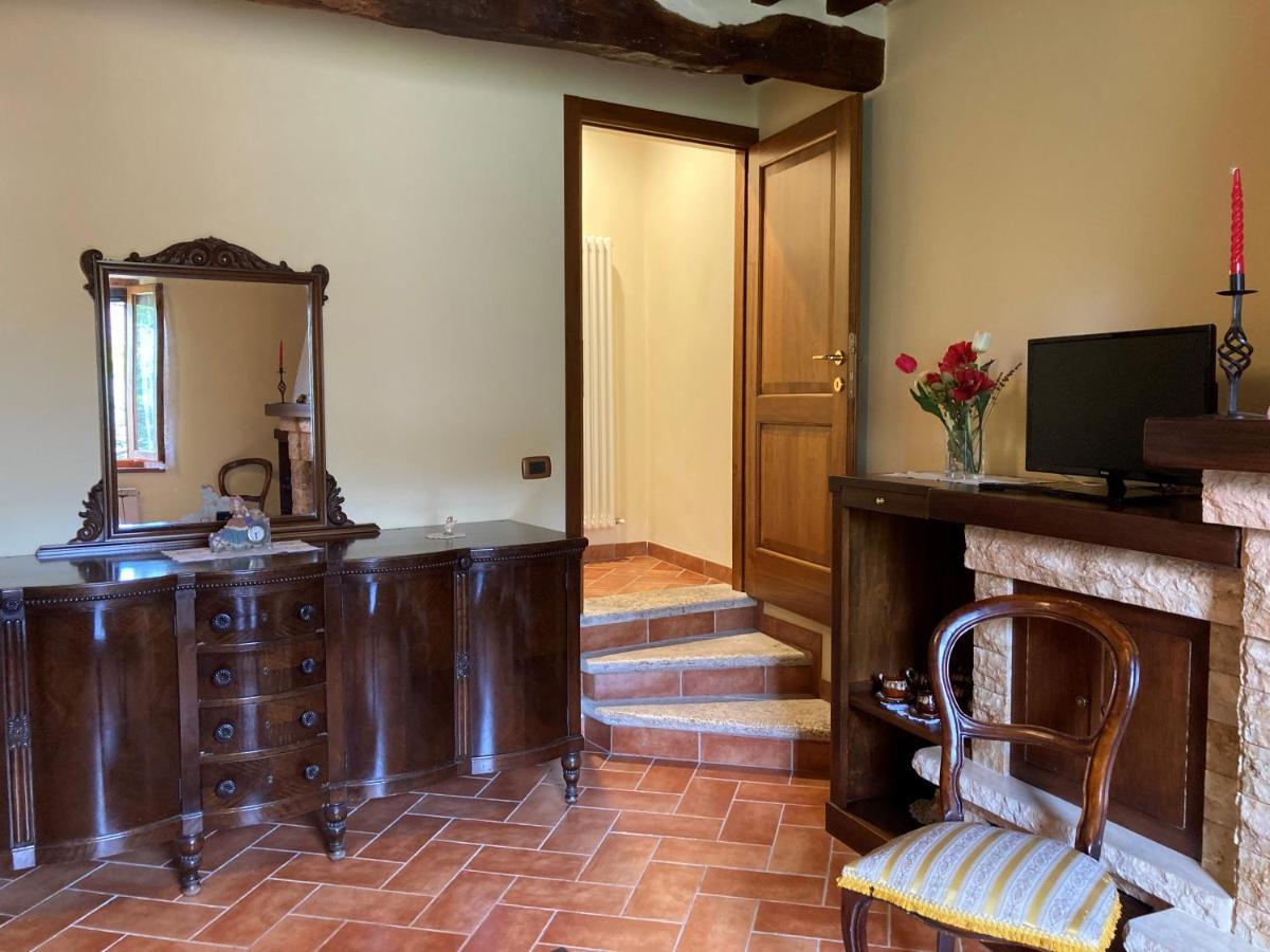 Holiday home Tower Caratteristico In Pietra